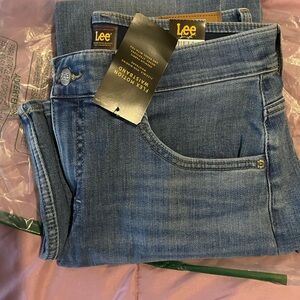 Lee Relaxed Fit Men's Denim Jeans